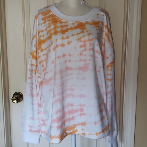 Old Navy Tie-dye Summer Open Back Sweatshirt - Picture 7 of 16
